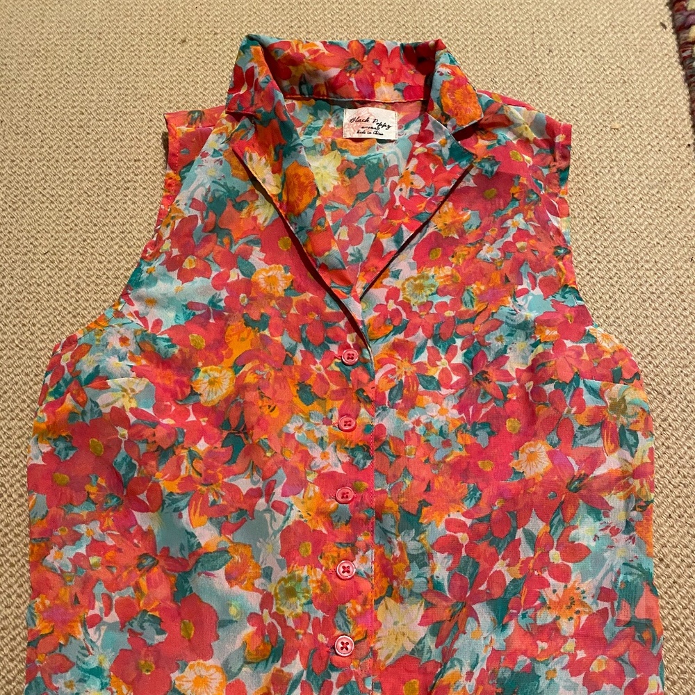 Black Poppy Collared Floral Top